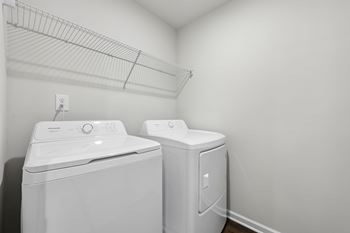 Energy efficient full-size washer & dryer
